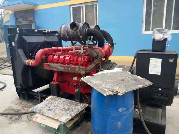 永年关于柴油发电机组水箱污垢的产生与清理