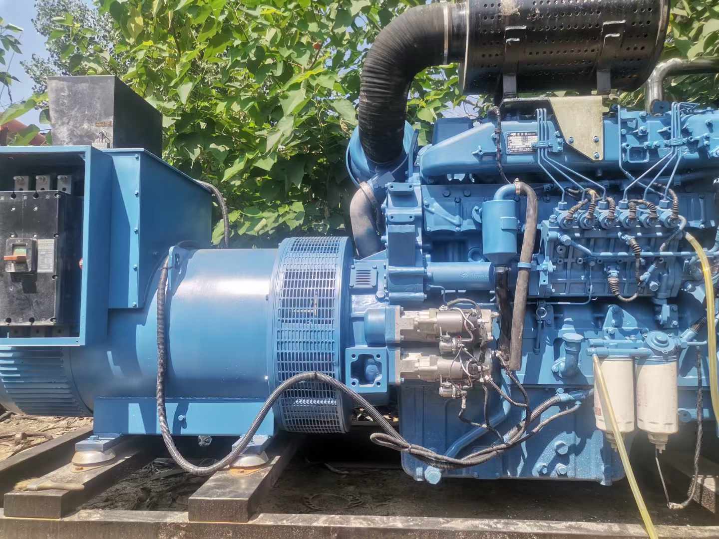 永年详细说明降低 800kW 柴油发电机输出电流波动的方法