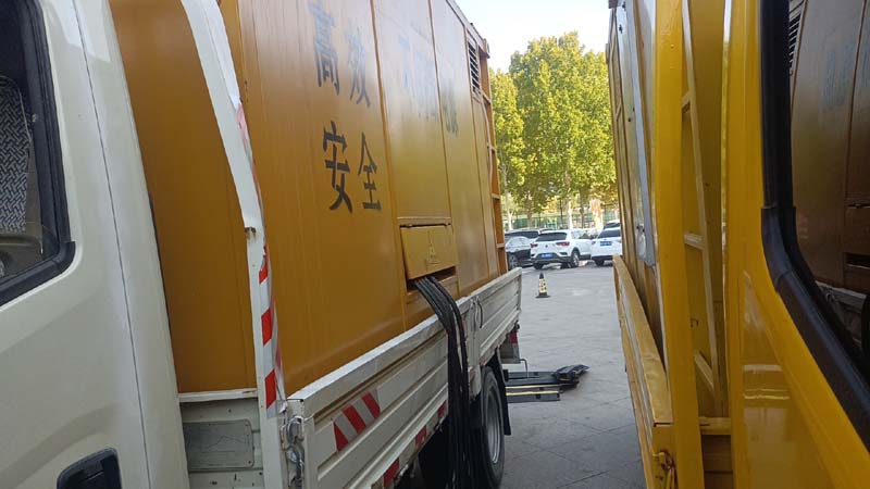 永年如何判断柴油发电机组和UPS电源的切换时间是否符合要求？