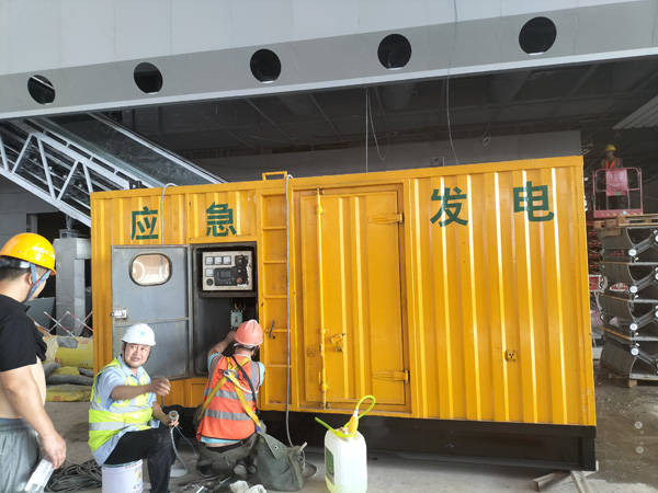 永年怎样判断空气滤清器是否需要更换？